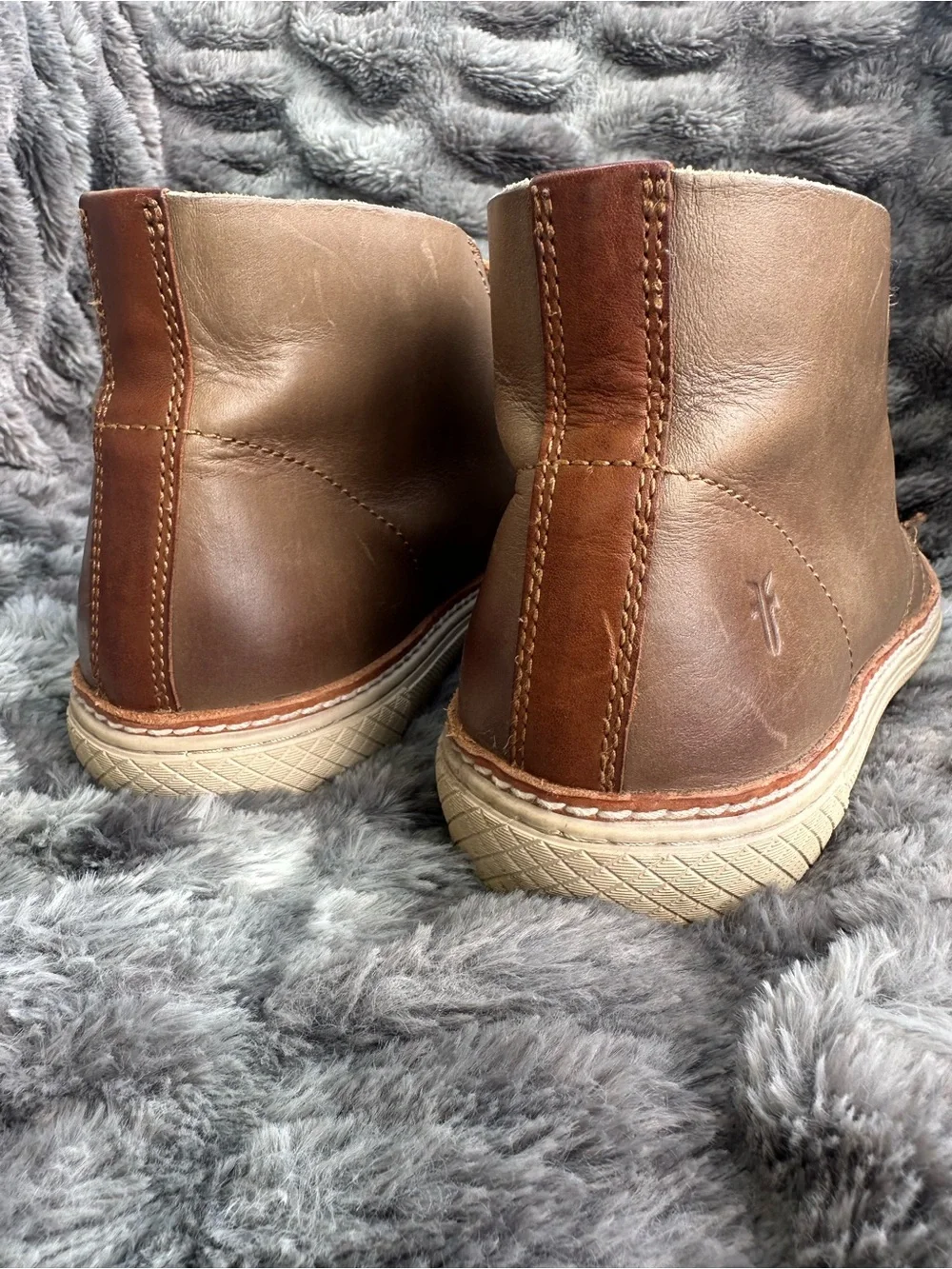 Frye classic chukka